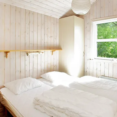 4 Star In Albaek Dom wakacyjny